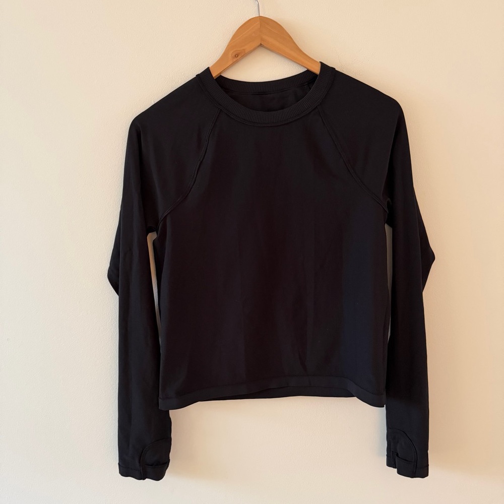NWT Vuori Long Sleeve Seamless Surge Tee Black Size Large - Picture 3 of 9